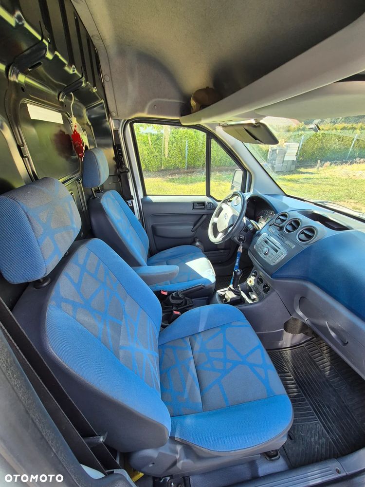 Ford Transit connect - 13