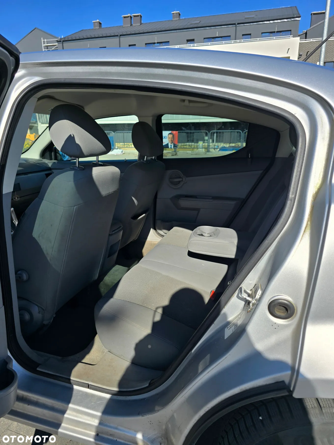 Dodge Avenger 2.0 SE - 13