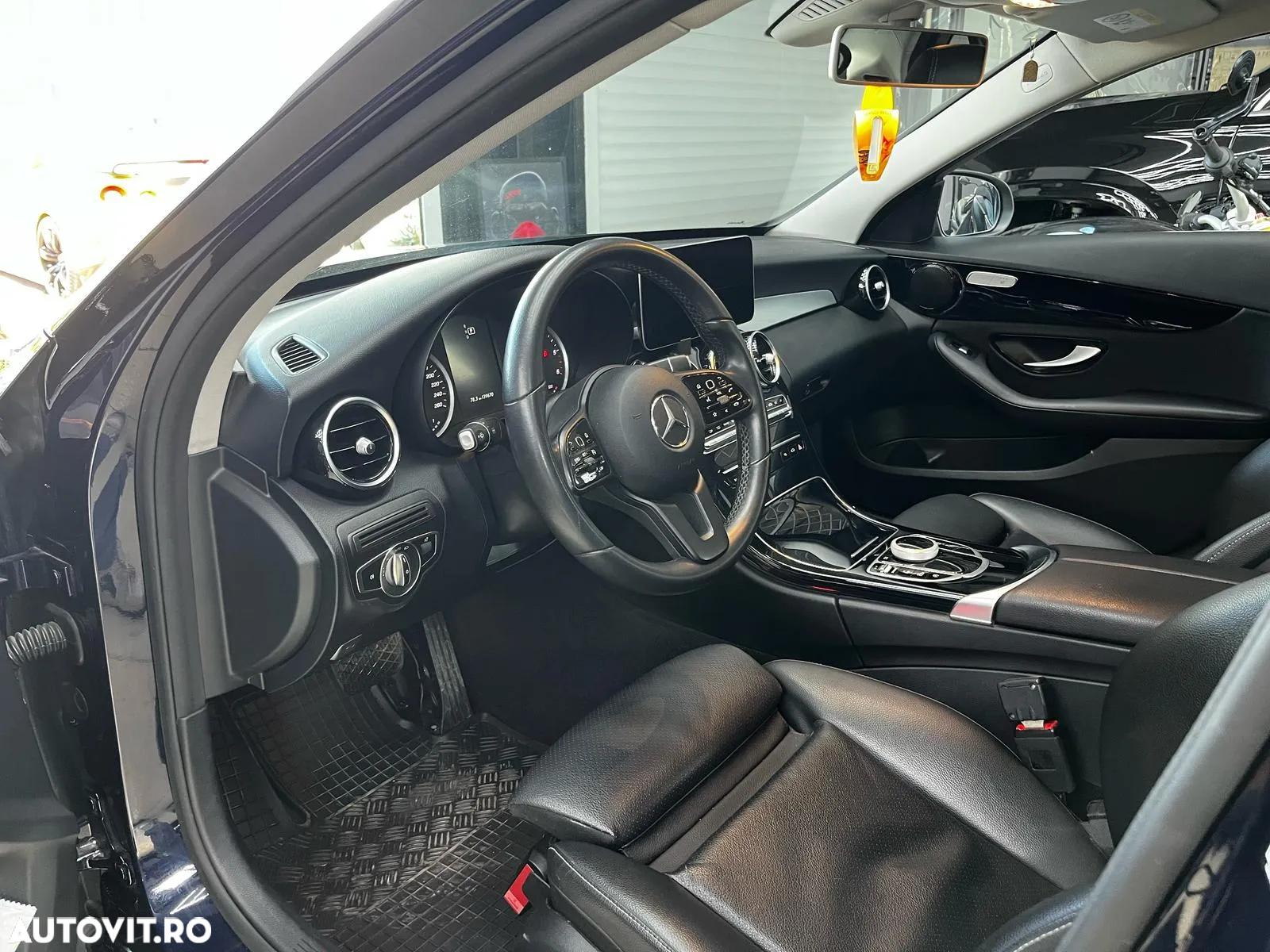 Mercedes-Benz C 220 d T 9G-TRONIC - 18