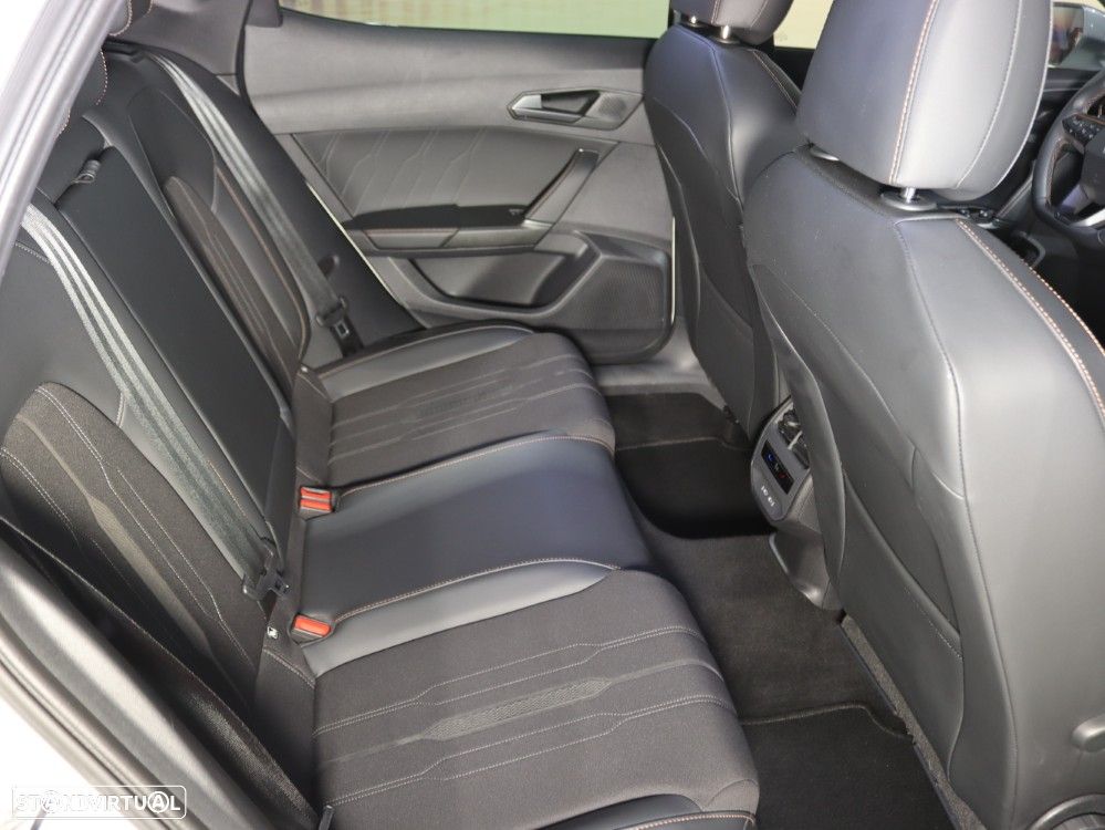 Cupra Formentor 1.4 e-Hybrid DSG Tribe Edition - 13