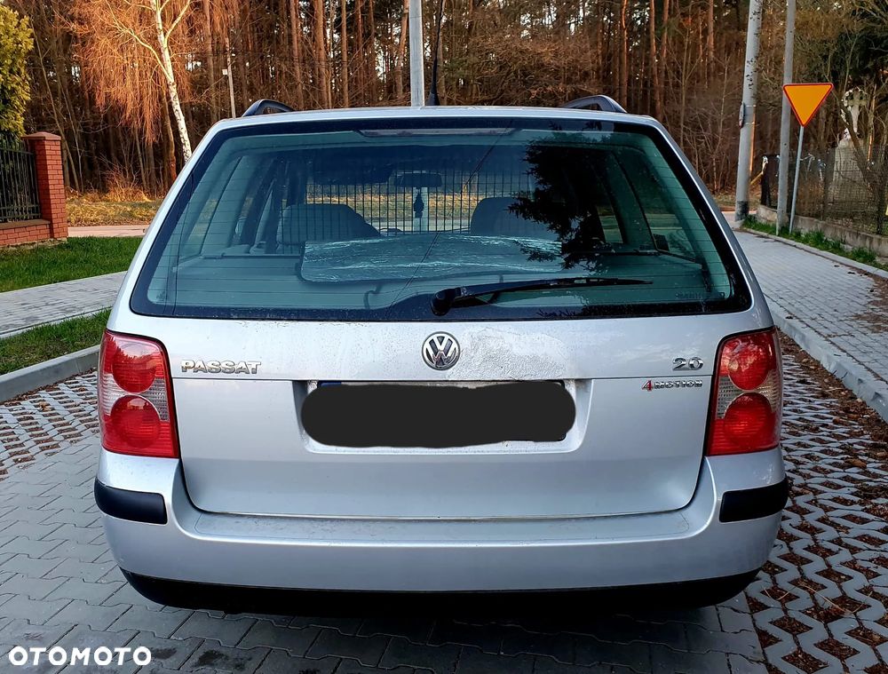 Volkswagen Passat 2.0 Comfortline - 18