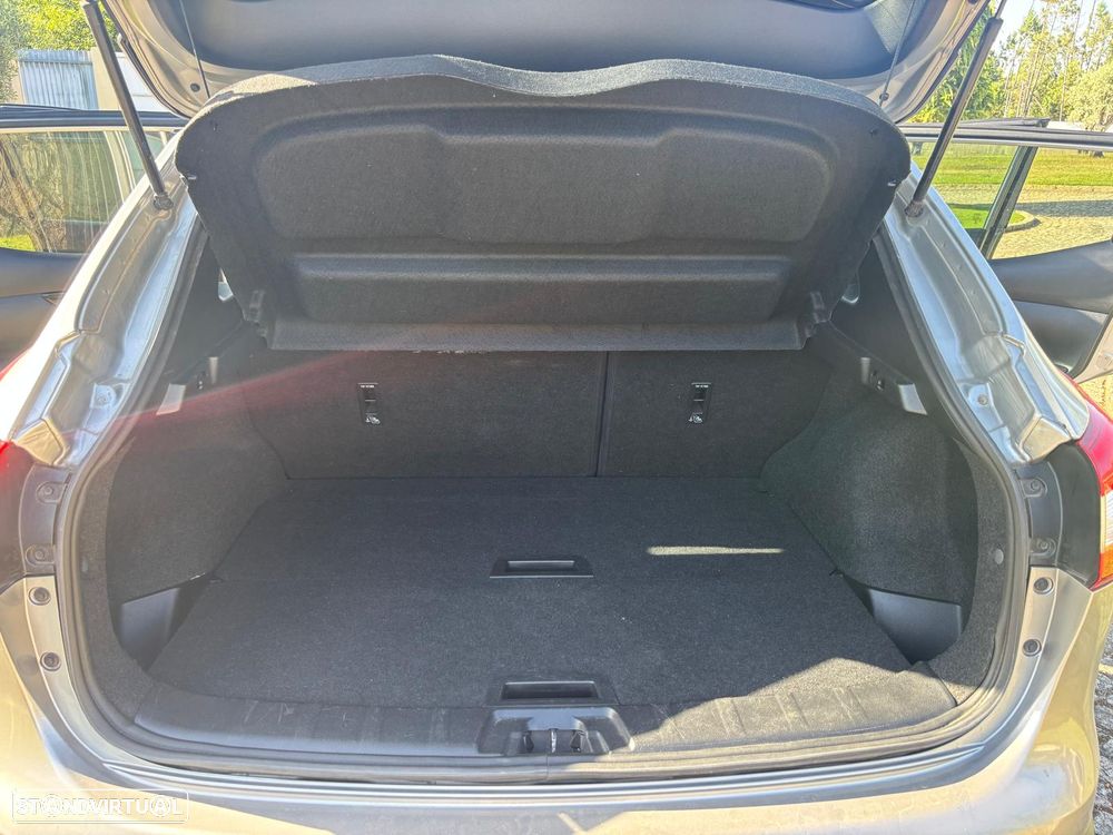 Nissan Qashqai 1.6 dCi N-Connecta RS+PS - 21
