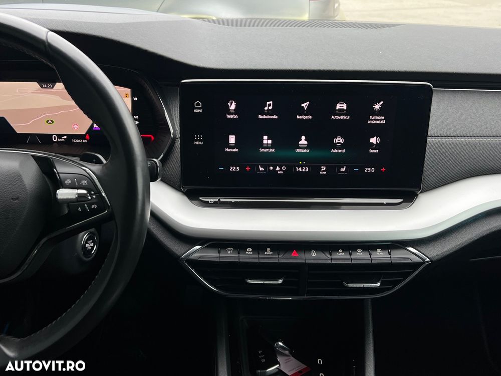 Skoda Octavia Combi 2.0 TDI DSG First Edition - 19