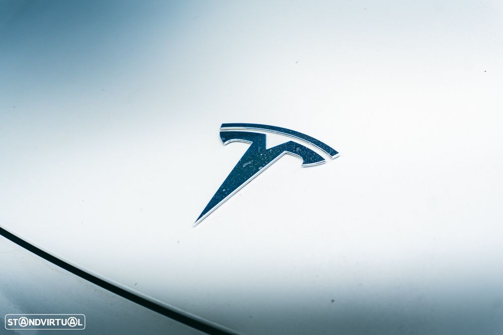 Tesla Model Y Tração Traseira - 3