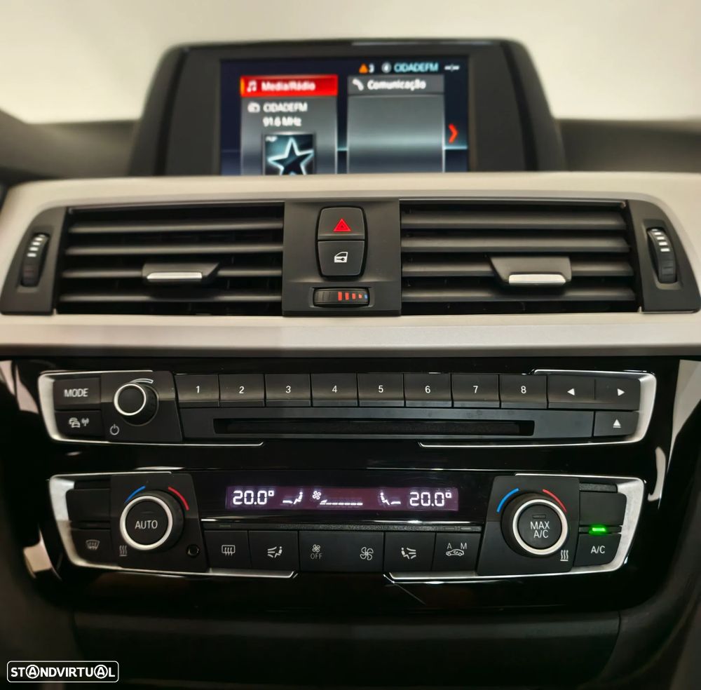 BMW 330 e iPerformance Advantage - 12