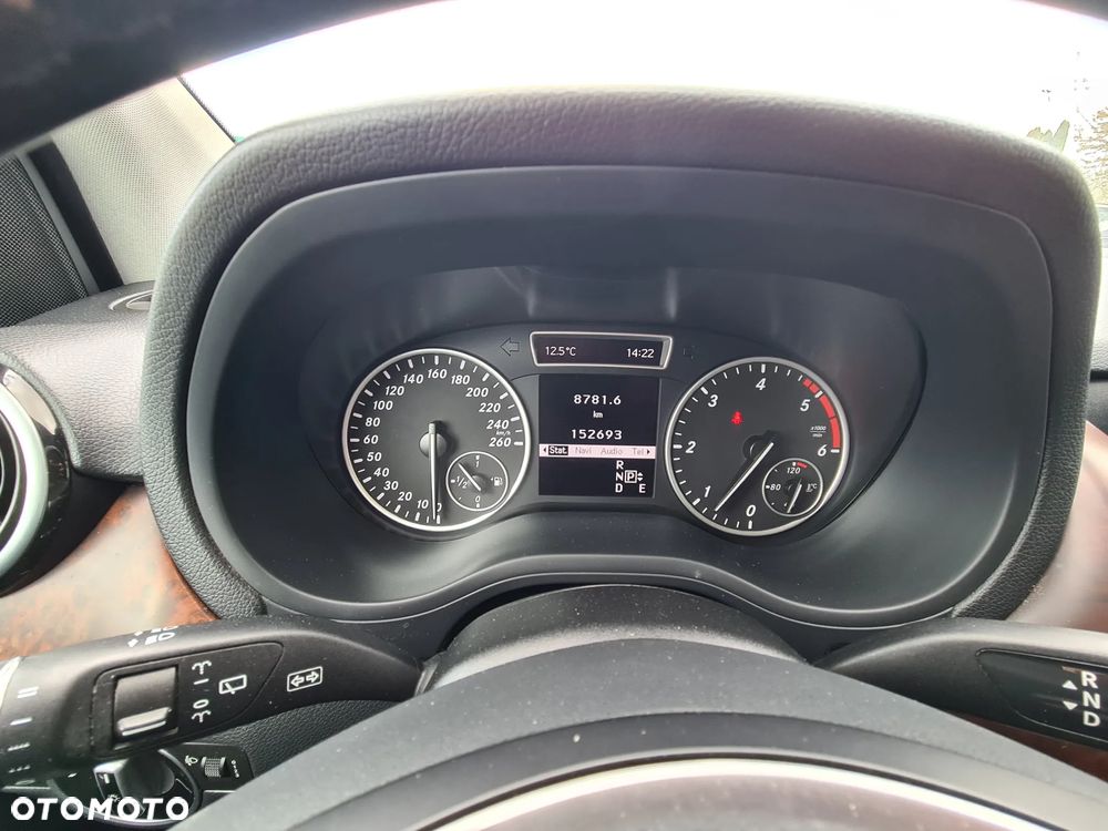 Mercedes-Benz Klasa B 180 CDI 7G-DCT - 30