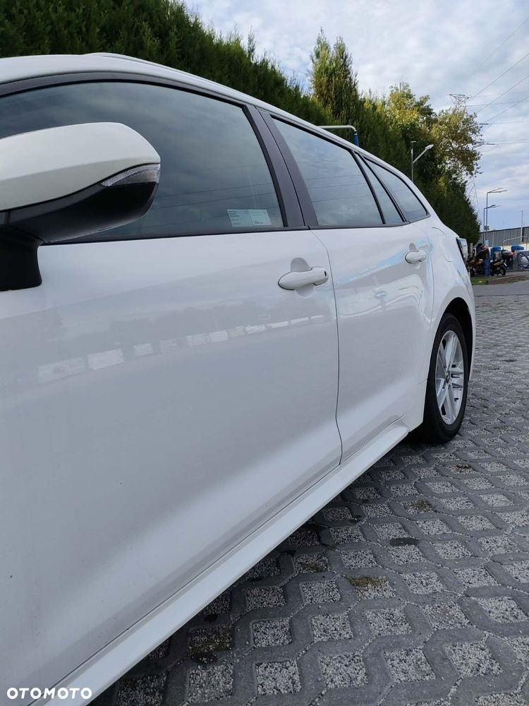 Toyota Corolla 2.0 Hybrid Comfort - 15