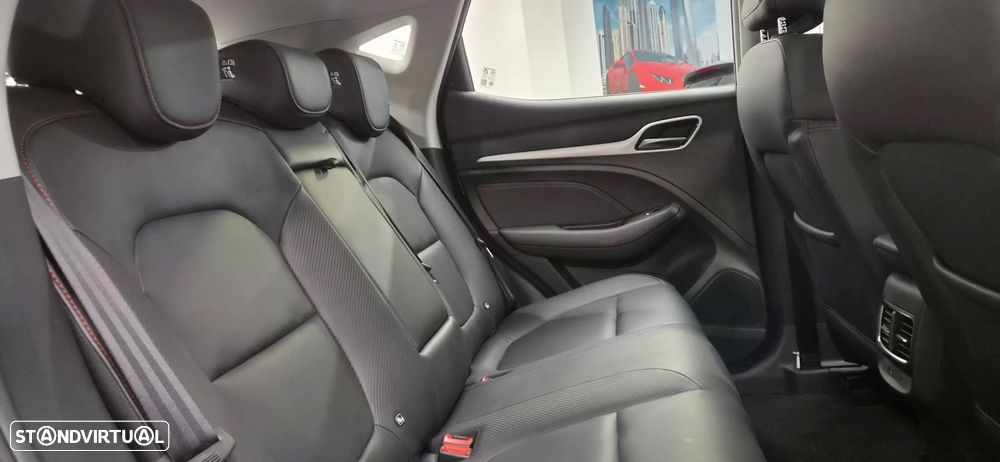 MG ZS EV 72.6 kWh Luxury - 50