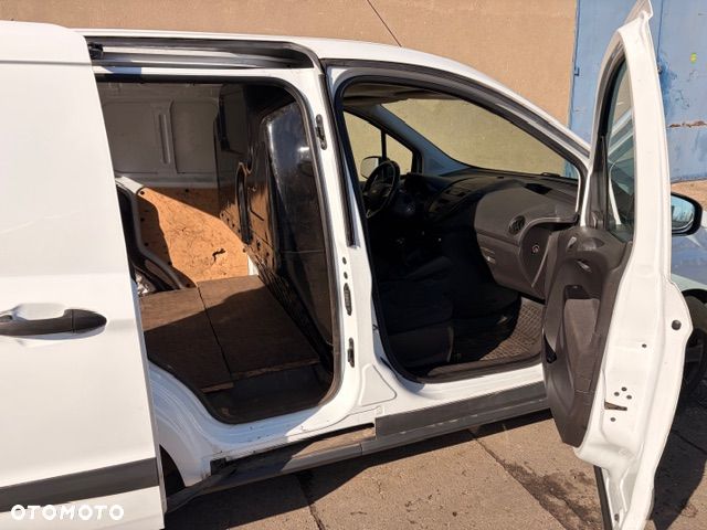 Ford transit courier - 16