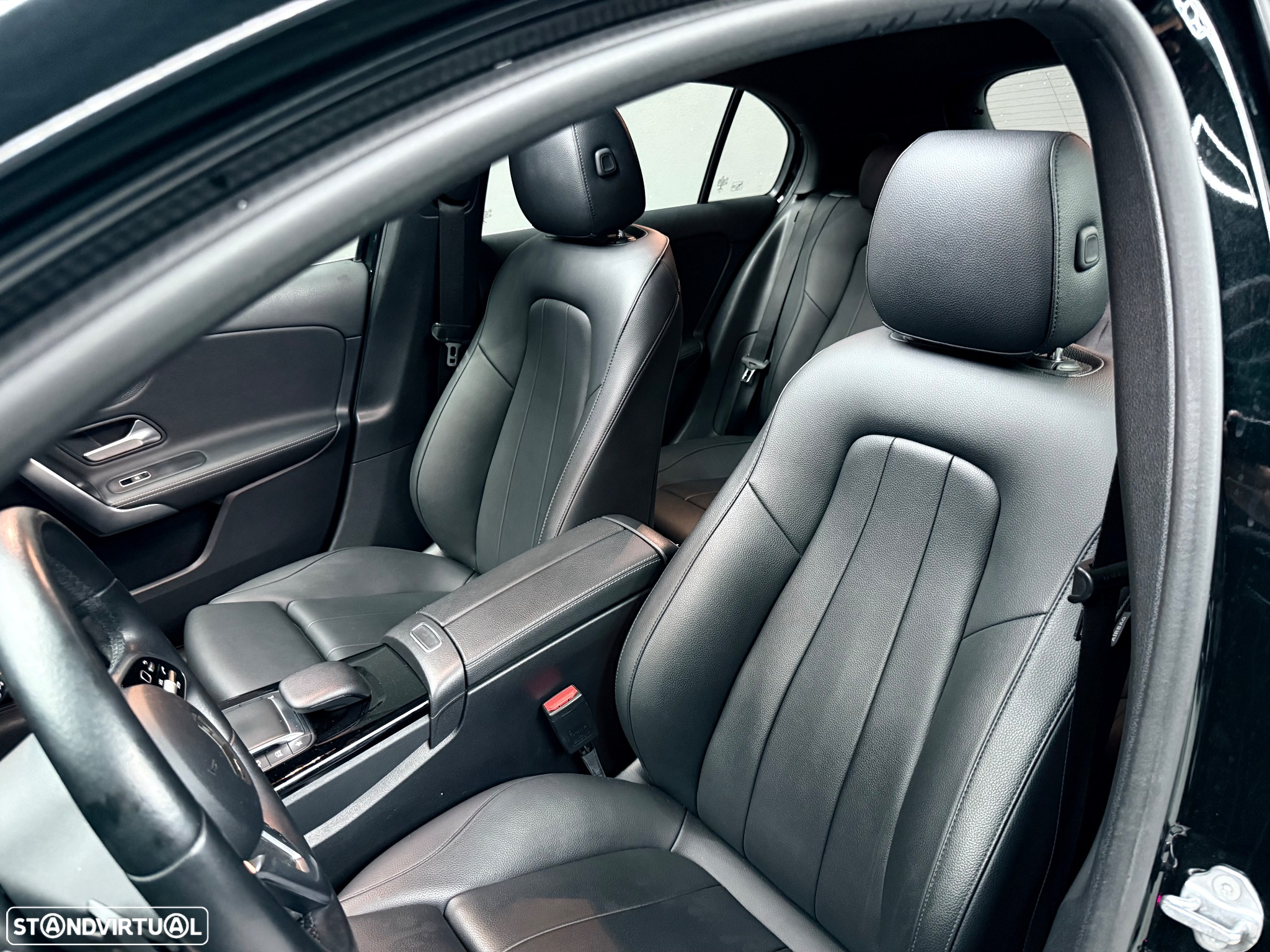 Mercedes-Benz A 200 d 4Matic 8G-DCT Advanced Progressive - 10