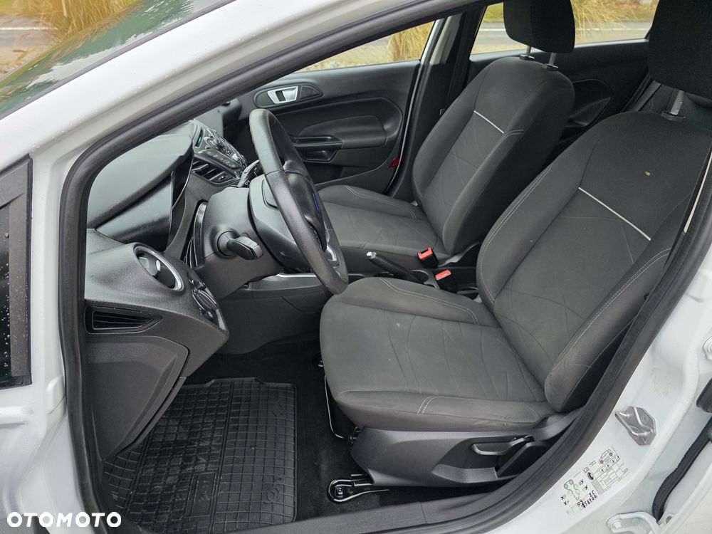Ford Fiesta 1.5 TDCi Champions Edition - 15