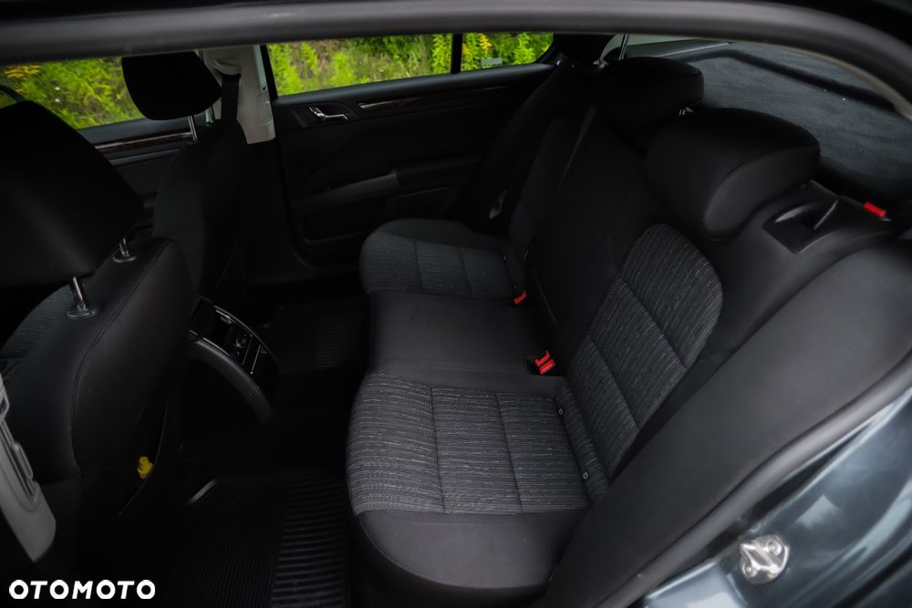 Skoda Superb 2.0 TDI Elegance DSG - 11