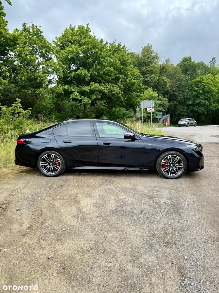BMW Seria 5 520d mHEV M Sport - 4