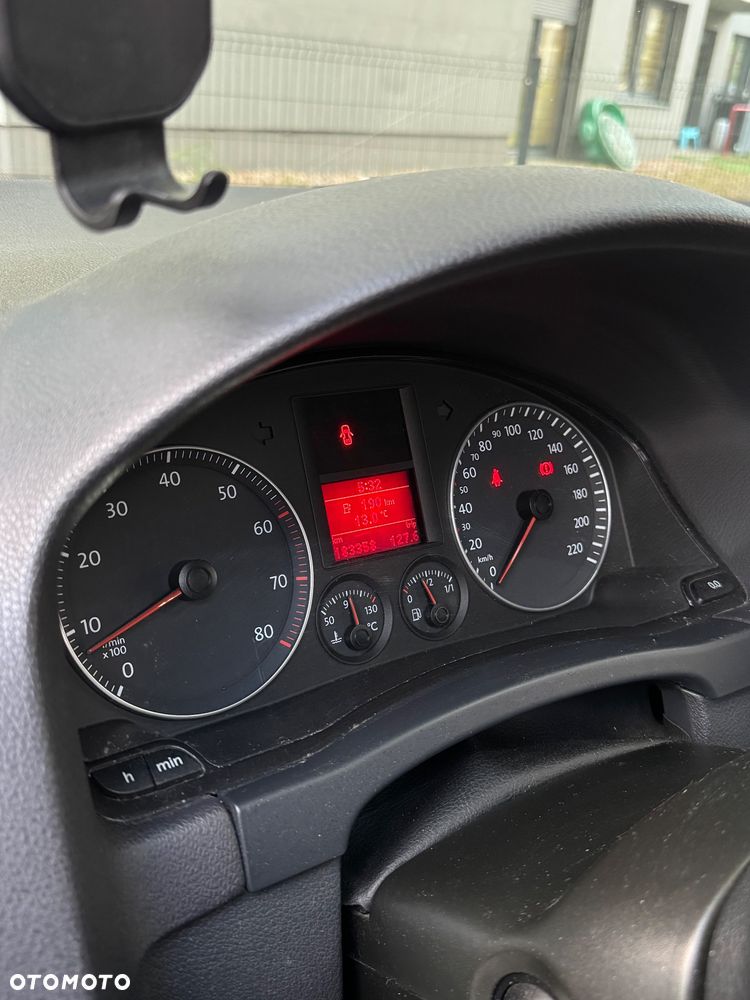 Volkswagen Golf - 17