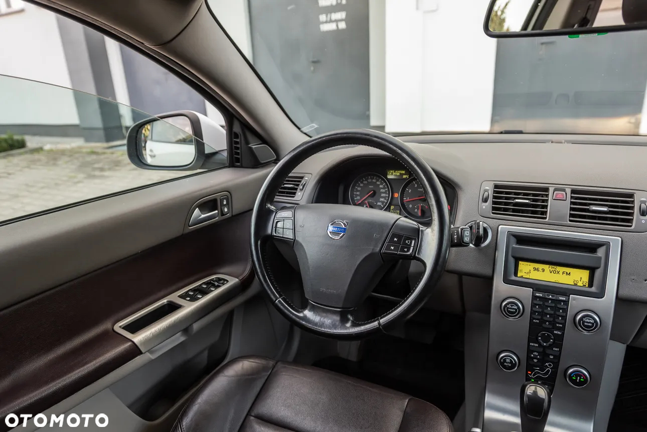 Volvo V50 2.4i Momentum - 25