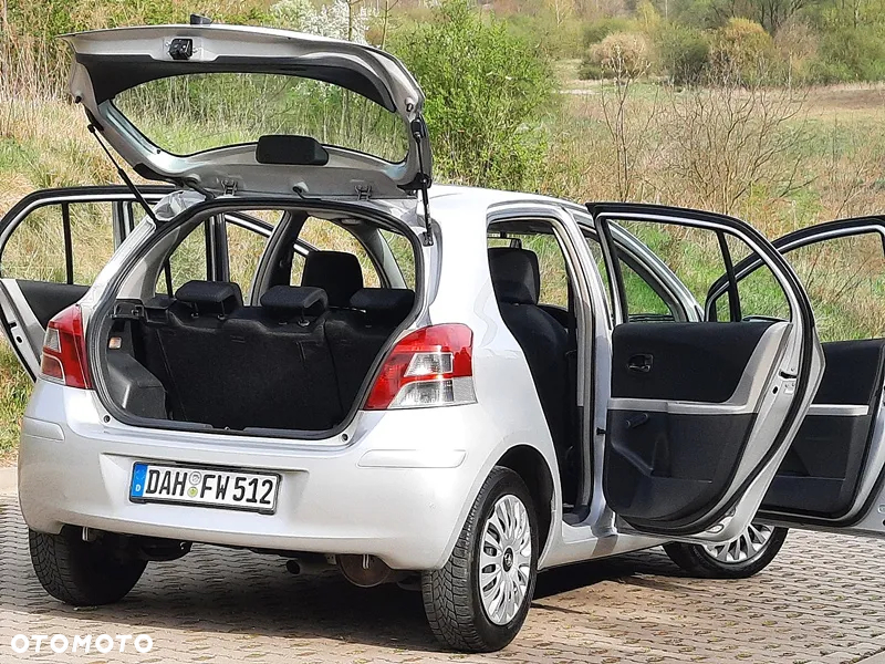 Toyota Yaris 1.33 Sol - 36