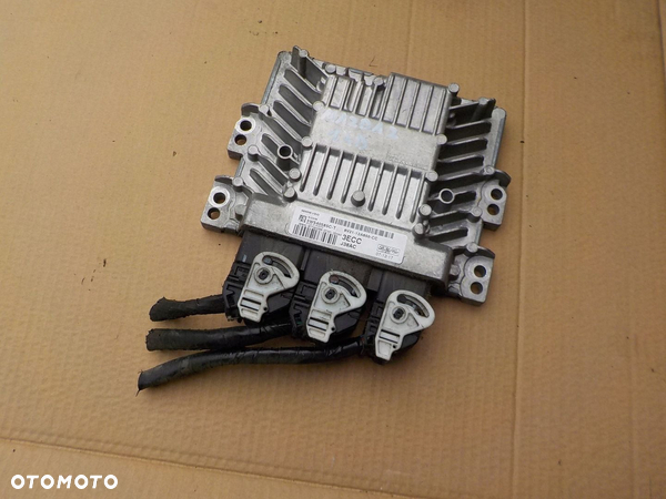 sterownik silnika mazda 2 DE 1,4 CITD 8V21-12A650-CC