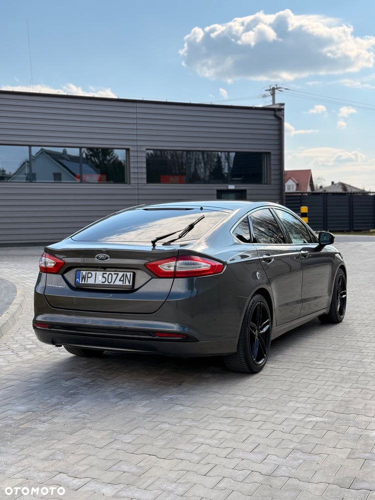 Ford Mondeo 2.0 TDCi Titanium PowerShift - 6