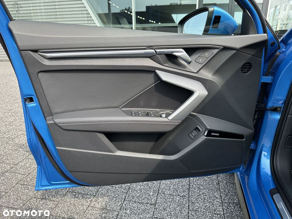Audi A3 Sportback - 11