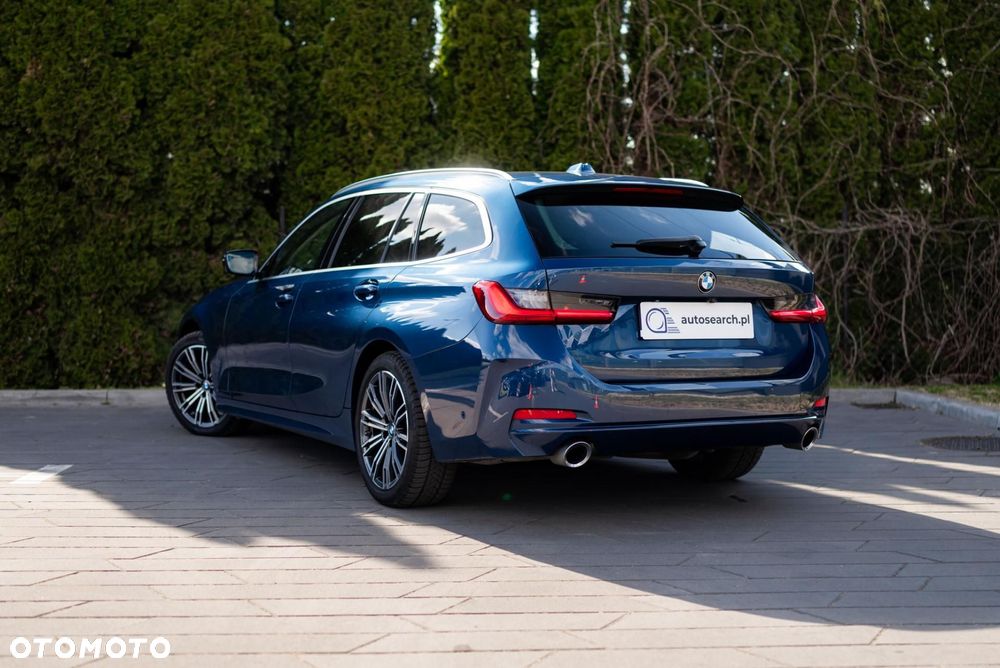 BMW Seria 3 320d xDrive - 7