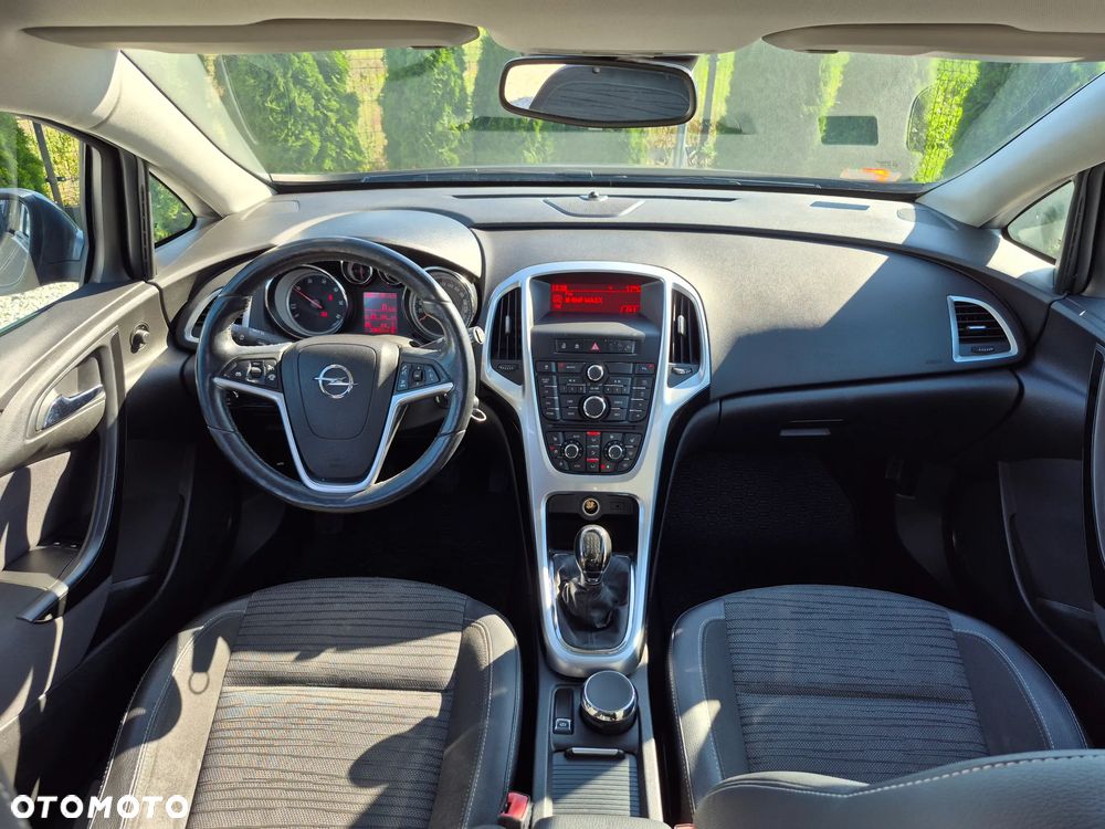 Opel Astra - 24