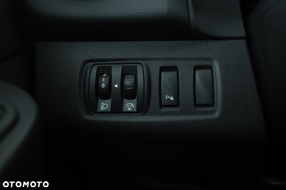 Renault Clio - 19