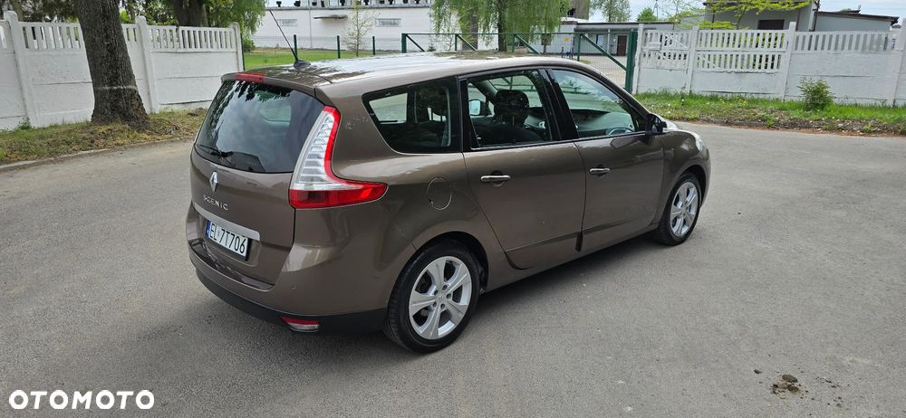 Renault Grand Scenic Gr 1.6 16V Confort Authentique - 4