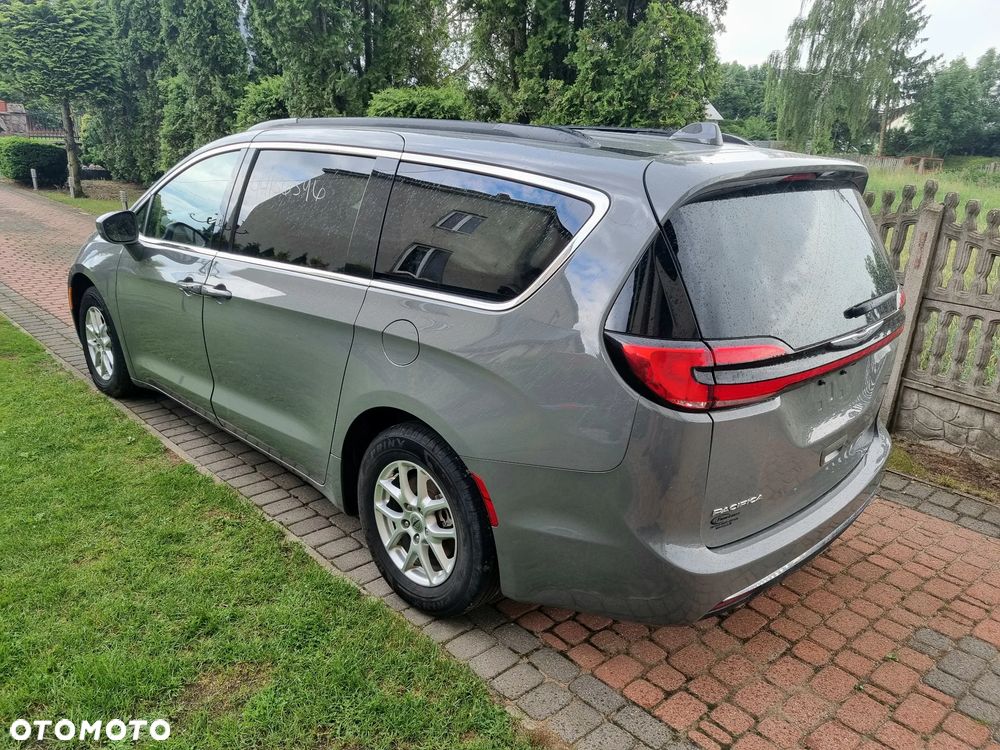 Chrysler Pacifica - 3