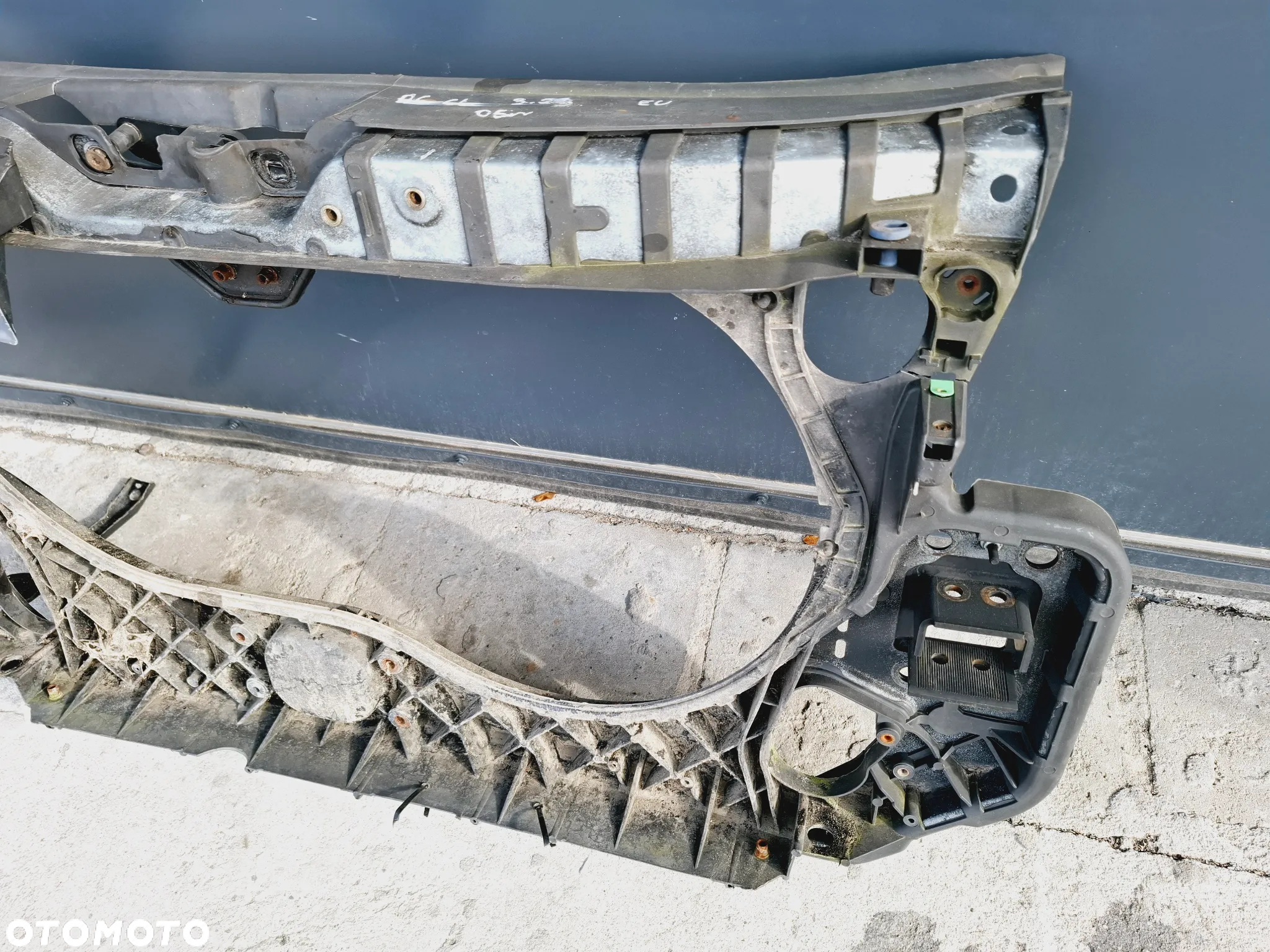 Pas Przodu Przedni Wzmocnienie Audi A6 C6 2.4 2.8 3.2B - 3