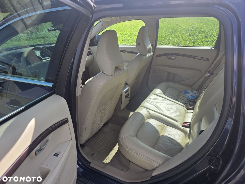 Volvo XC 70 - 5