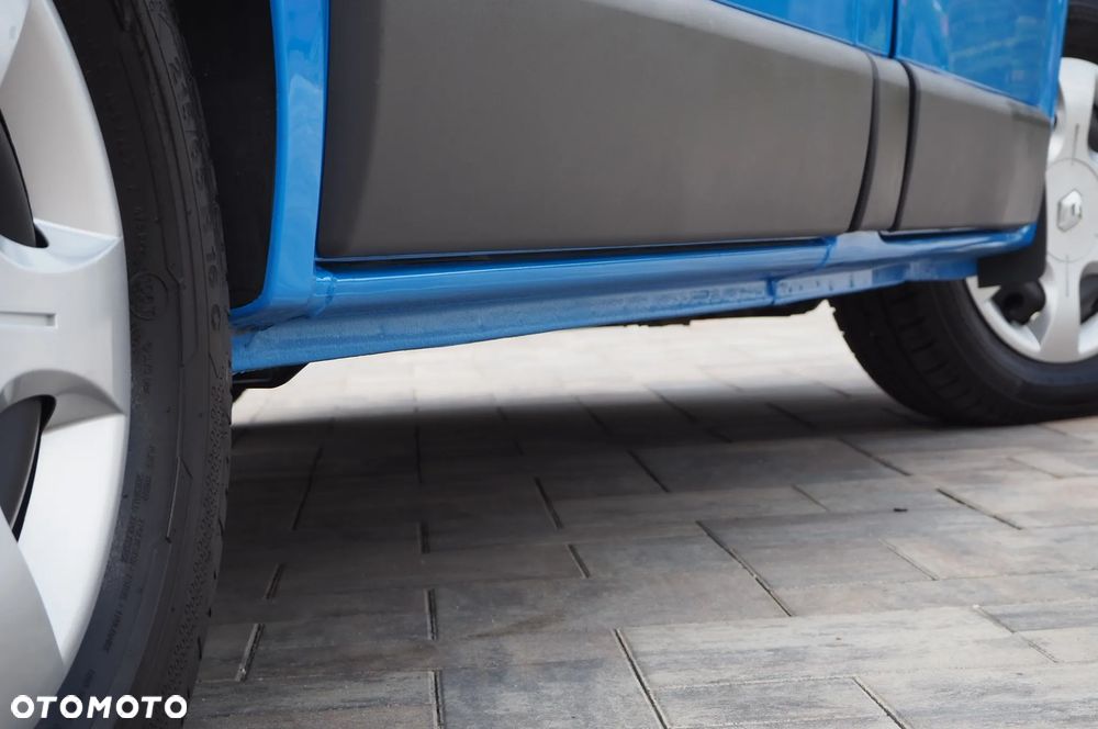 Renault TRAFIC - 22