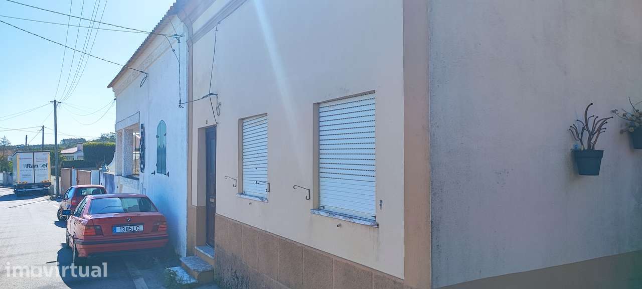 Casa de Habitação com Grande Terreno a 9 minutos da Figueira - Grande imagem: 3/33