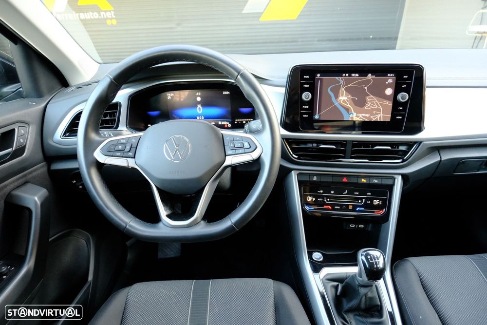 VW T-Roc 2.0 TDI Urban - 12