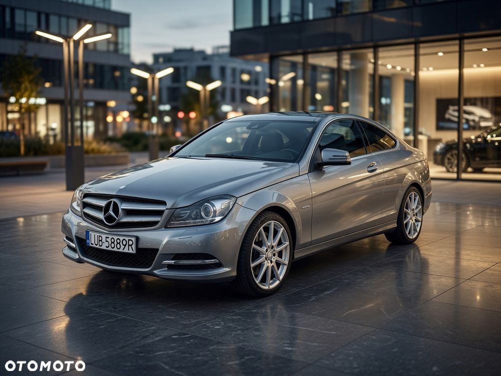 Mercedes-Benz Klasa C 250 CDI BlueEff Sport - 3