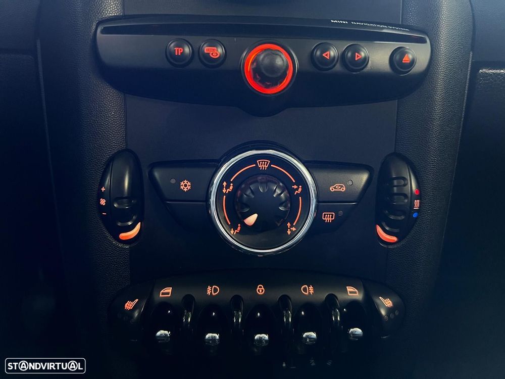 MINI Clubman Cooper SD - 21