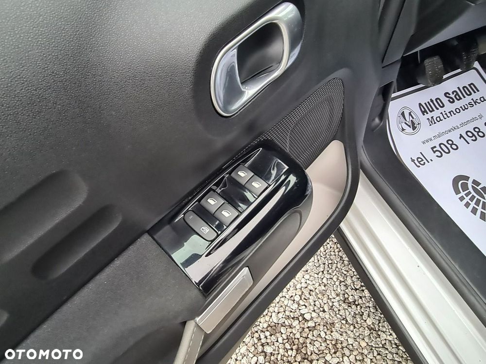 Citroën C3 1.2 PureTech Shine - 32