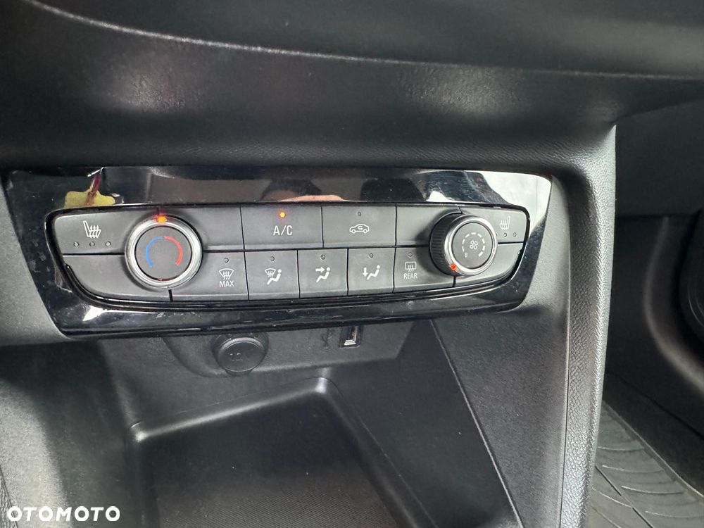 Opel Corsa 1.5 Start/Stop Elegance - 15