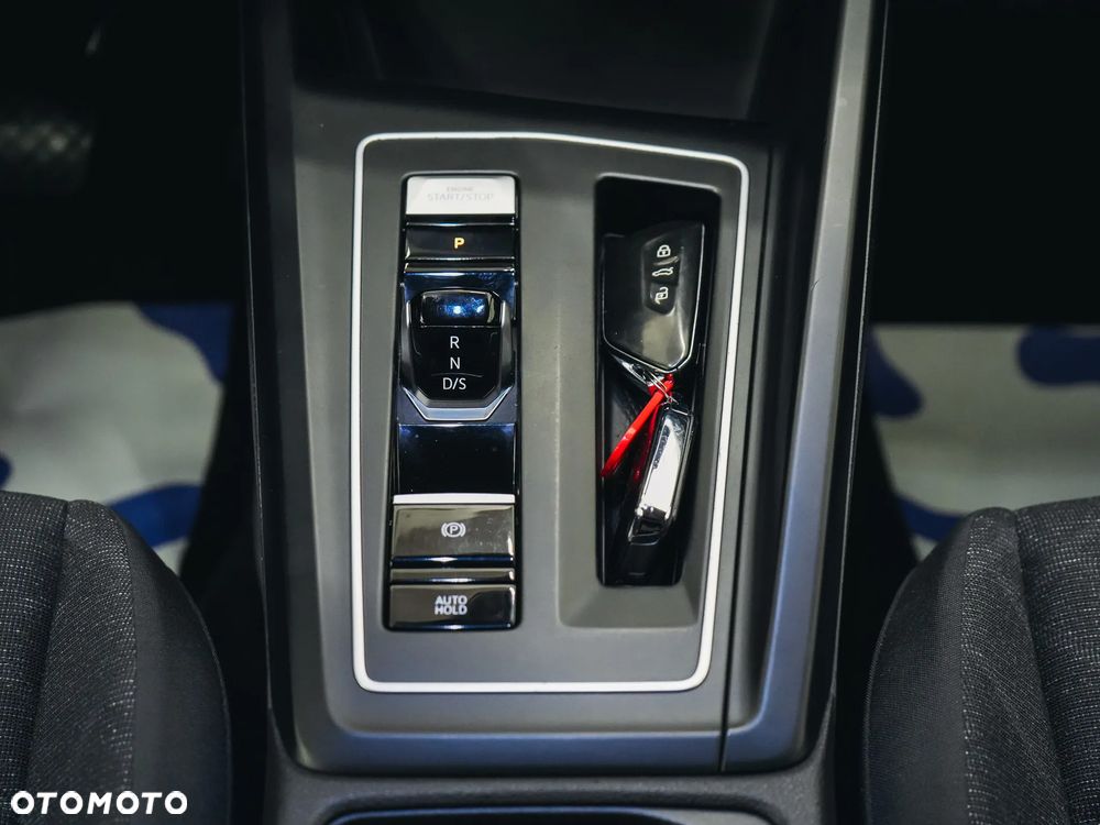 Volkswagen Golf Variant - 24