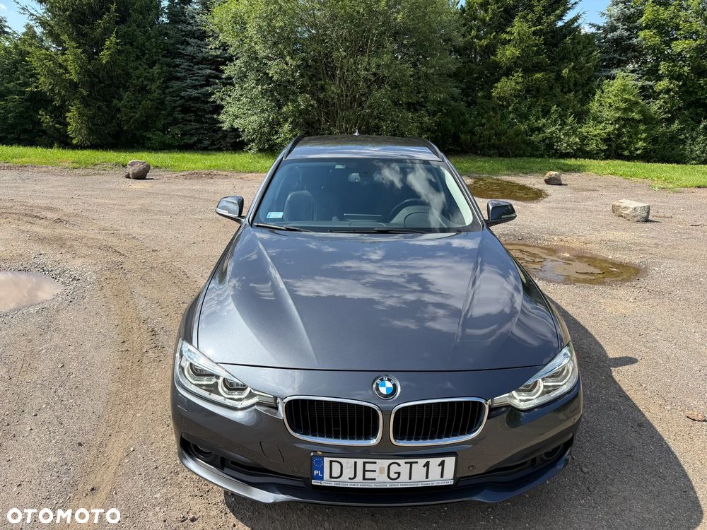 BMW Seria 3 320d xDrive Luxury Line - 12