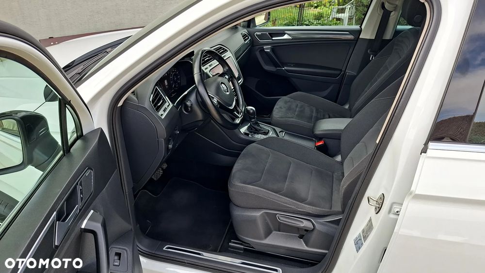 Volkswagen Tiguan 2.0 TDI SCR 4MOTION DSG Highline - 24