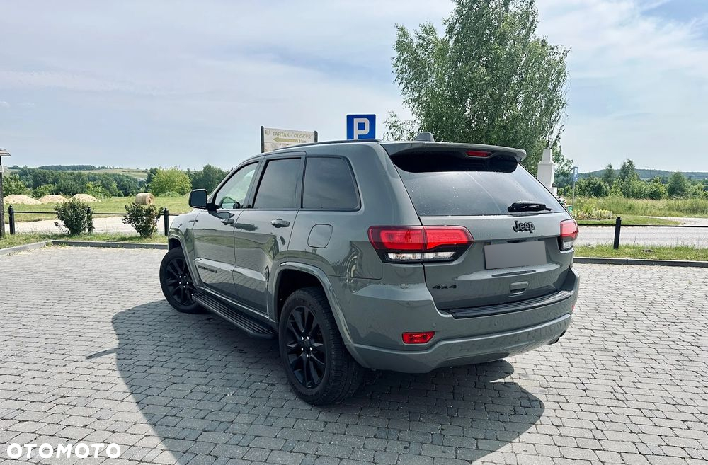 Jeep Grand Cherokee - 7