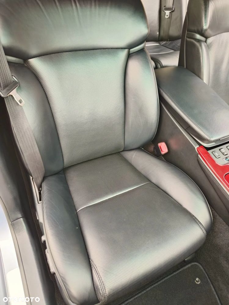 Lexus GS 450h - 22