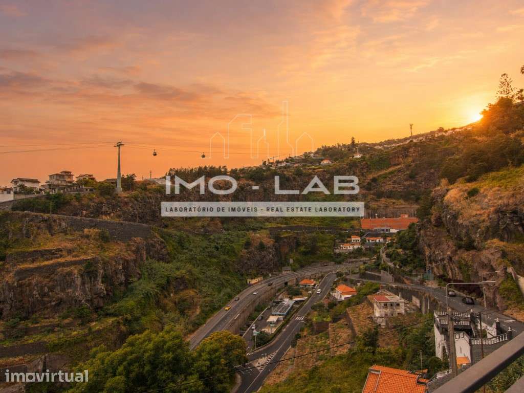 T2 + 2 - RENOVADA - FUNCHAL - ILHA DA MADEIRA - Grande imagem: 3/27