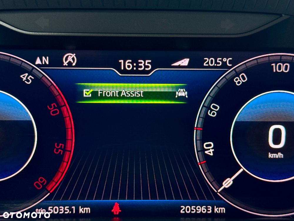 Skoda Superb Combi 2.0 TDI DSG L&K - 26