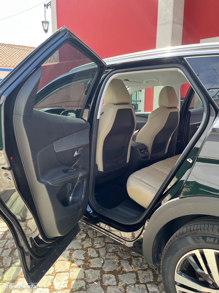 Peugeot 3008 1.5 BlueHDi Allure EAT8 - 6