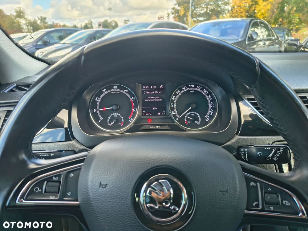 Skoda RAPID 1.0 TSI Style - 31