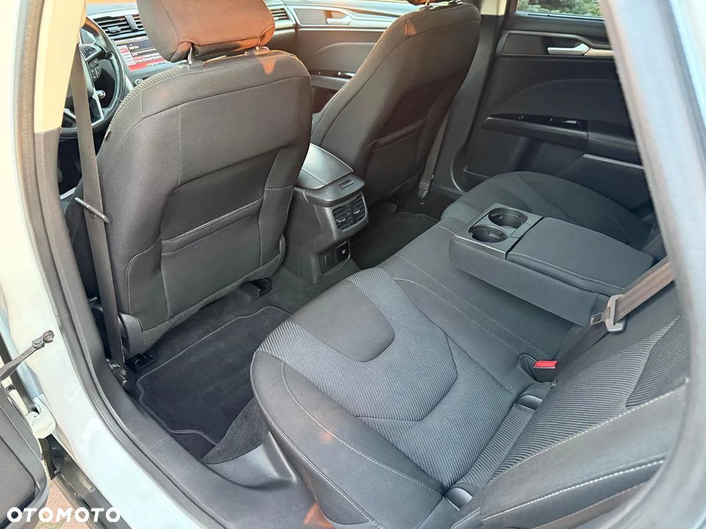 Ford Mondeo 2.0 TDCi Ambiente - 14