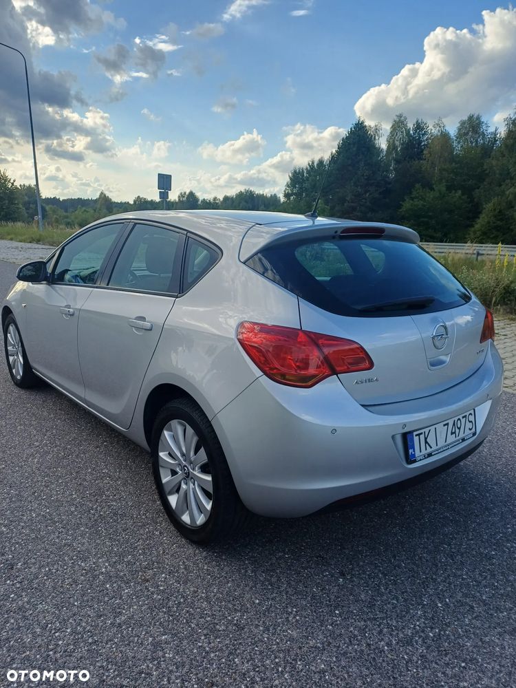 Opel Astra 1.7 CDTI ecoFLEX - 7
