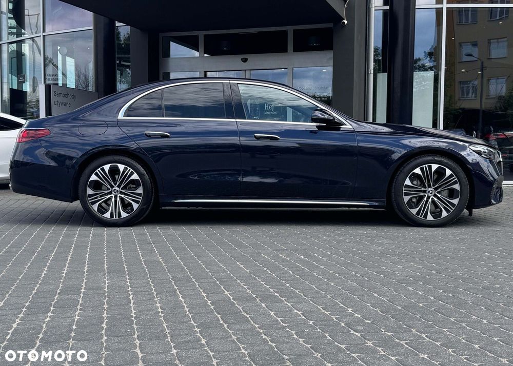 Mercedes-Benz Klasa E 220 d mHEV 4-Matic Exclusive 9G-Tronic - 12
