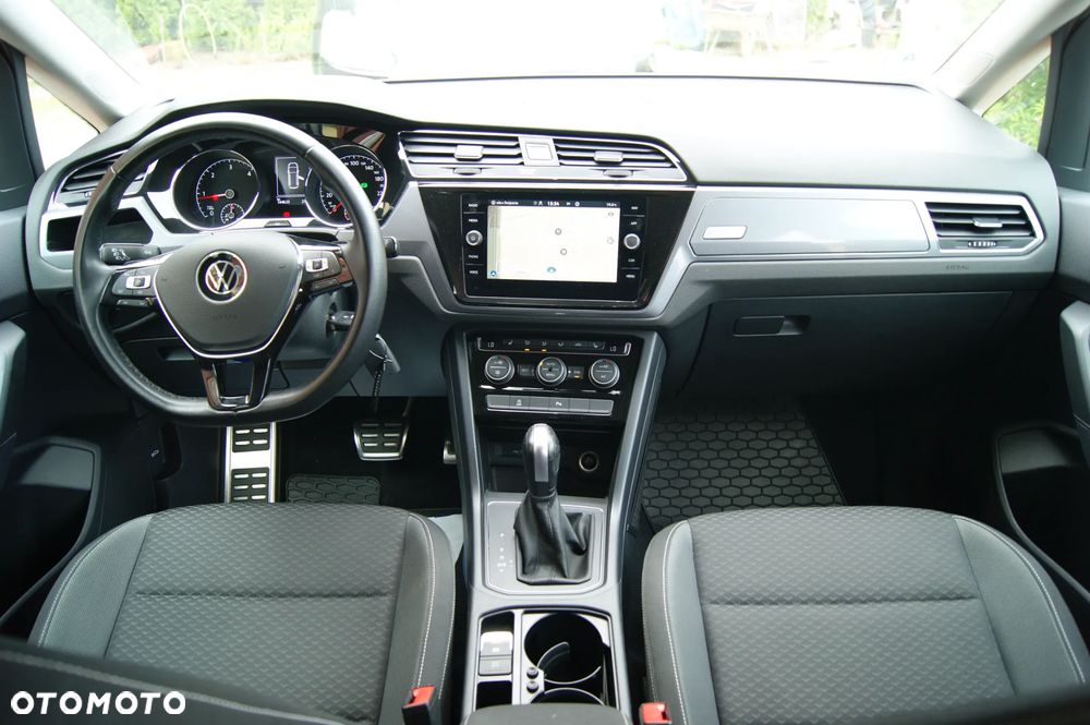 Volkswagen Touran 2.0 TDI SCR DSG ACTIVE - 34